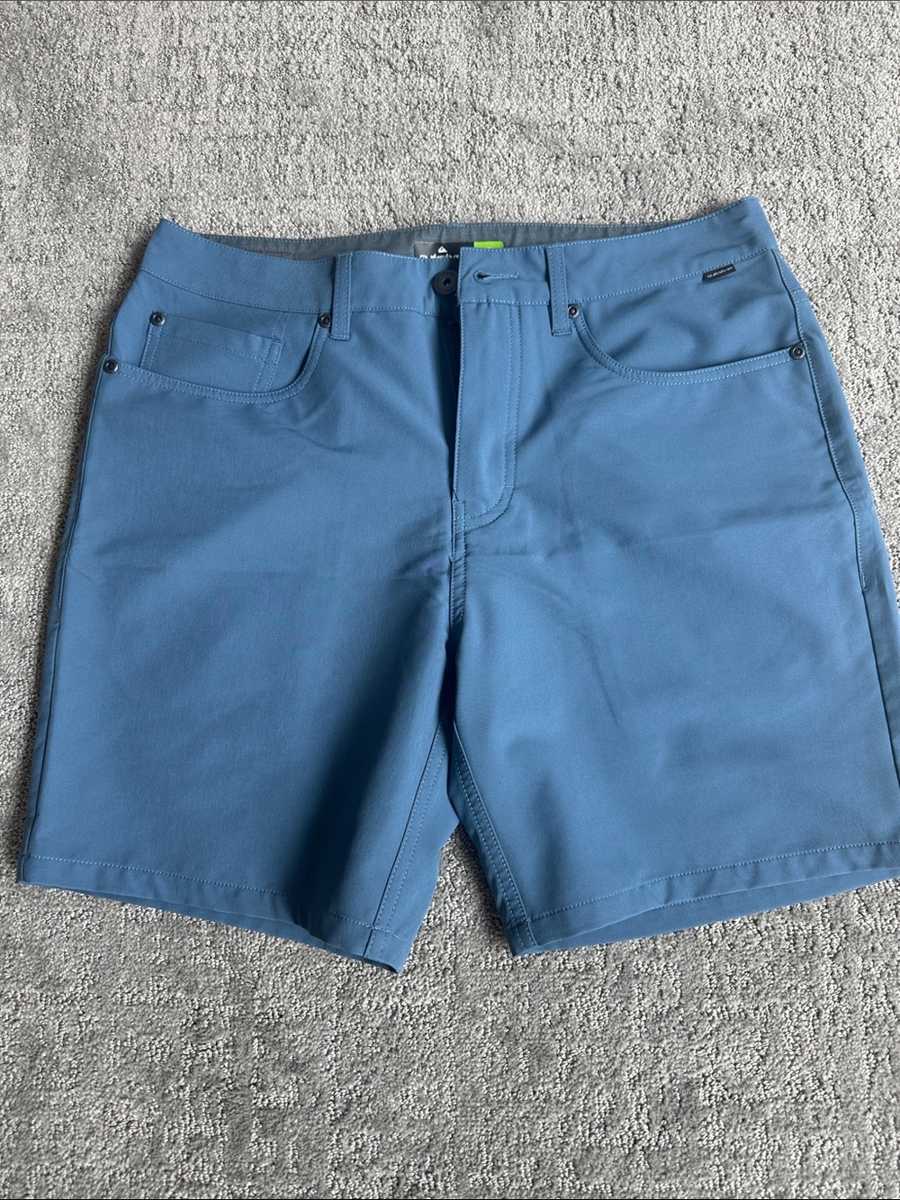 Quiksilver Men's Light Blue Flat Front Performance Amphibian Shorts